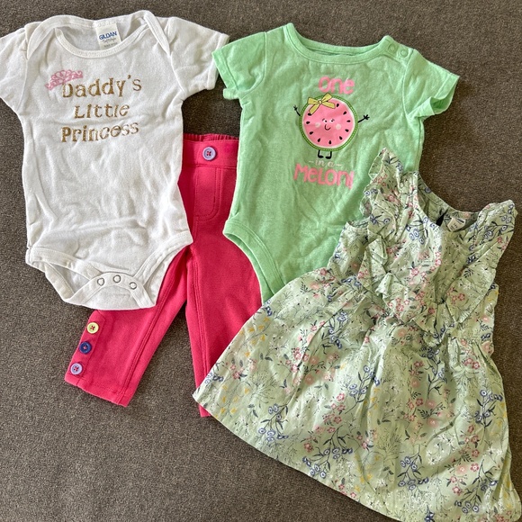 ☀️Set of Girl’s Summer Clothes - Picture 1 of 9